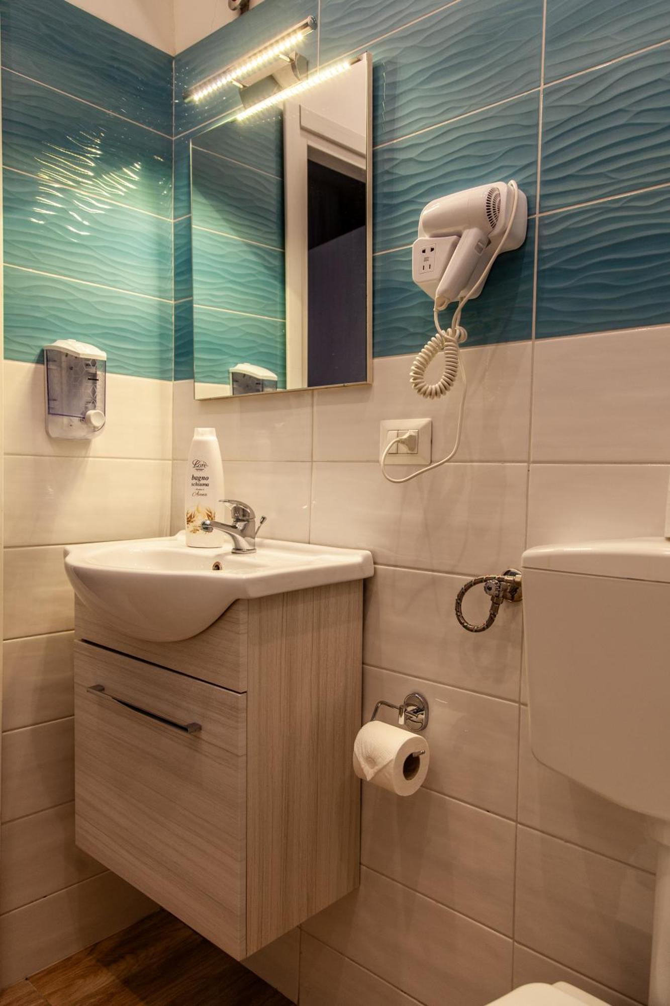 Airport Luxury Rooms Neapel Zimmer foto
