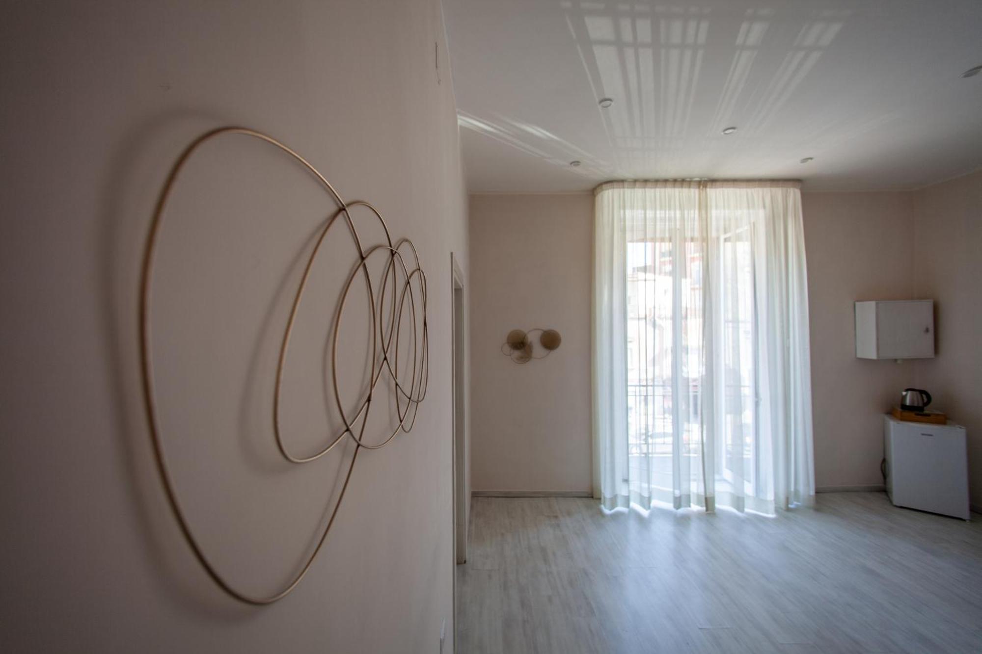 Airport Luxury Rooms Neapel Exterior foto